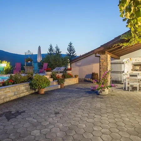 Villa Captain's With Swimming Pool