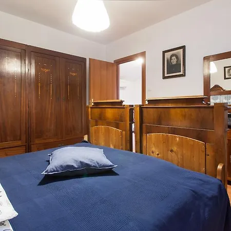 Captain's With Swimming Pool *