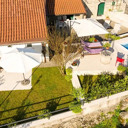 Vila Captain's With Swimming Pool *