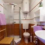 Captain's With Swimming Pool *