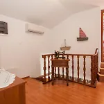 Captain's With Swimming Pool
