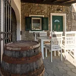 Captain's With Swimming Pool Villa *