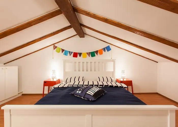 Captain's With Swimming Pool *